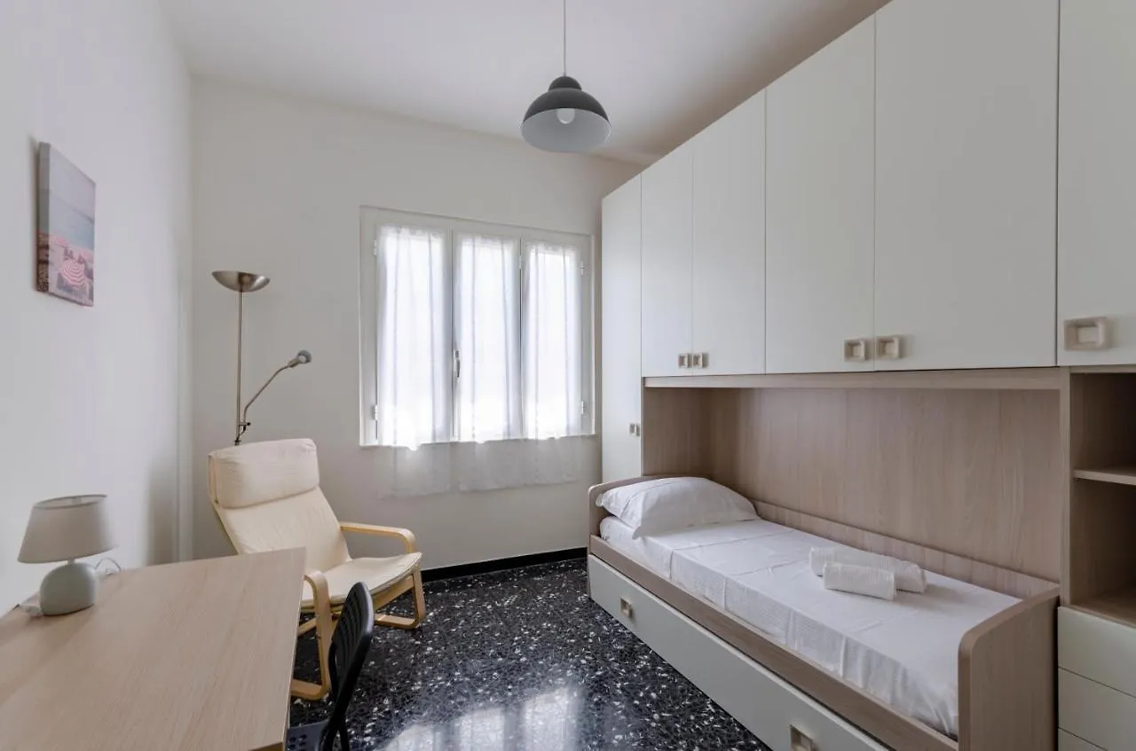 Joivy Family Flat With 3 Balconies, 10 Min To Beach Moneglia Apartamento